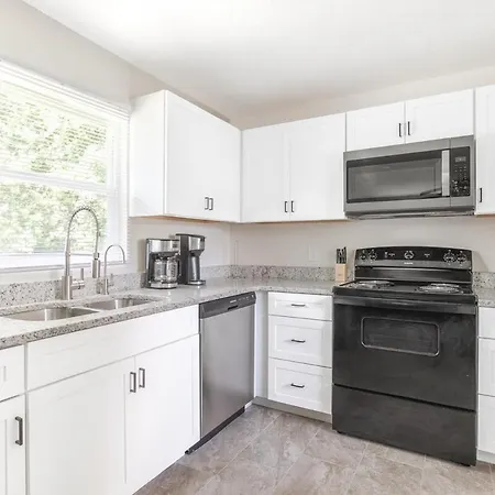 Charming Cozy Renovated Home
